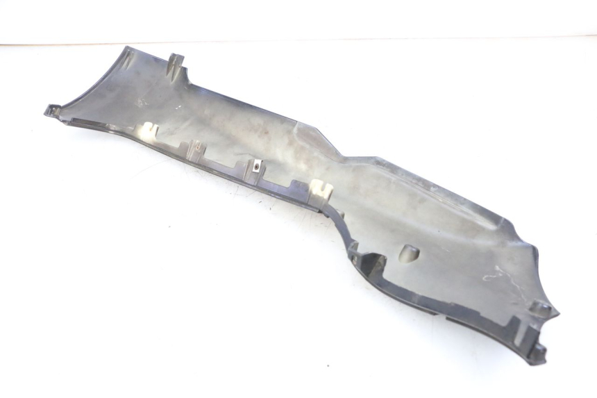 photo de LEFT LOWER FAIRING PIAGGIO MP3 125 (2006 - 2014)