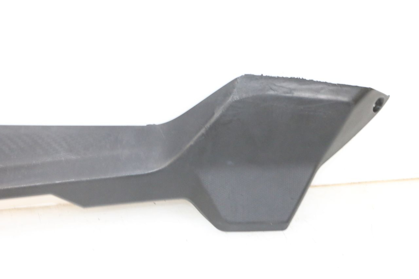 photo de LEFT LOWER FAIRING SYM ORBIT III 3 4T 50 (2018 - 2021) - Additional view of the item