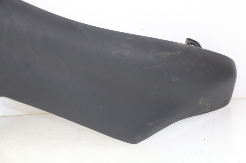 photo de LEFT LOWER FAIRING PEUGEOT ELYSTAR 50 (2002 - 2014)