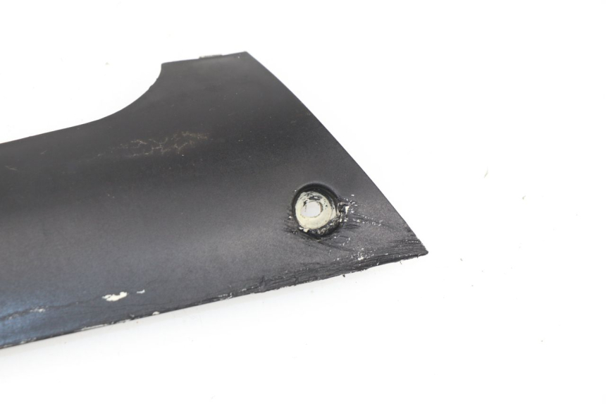 photo de LEFT LOWER FAIRING PEUGEOT KISBEE 4T 50 (2010 - 2017)