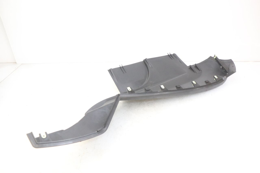 photo de LEFT LOWER FAIRING PEUGEOT SATELIS 125 (2010 - 2012)