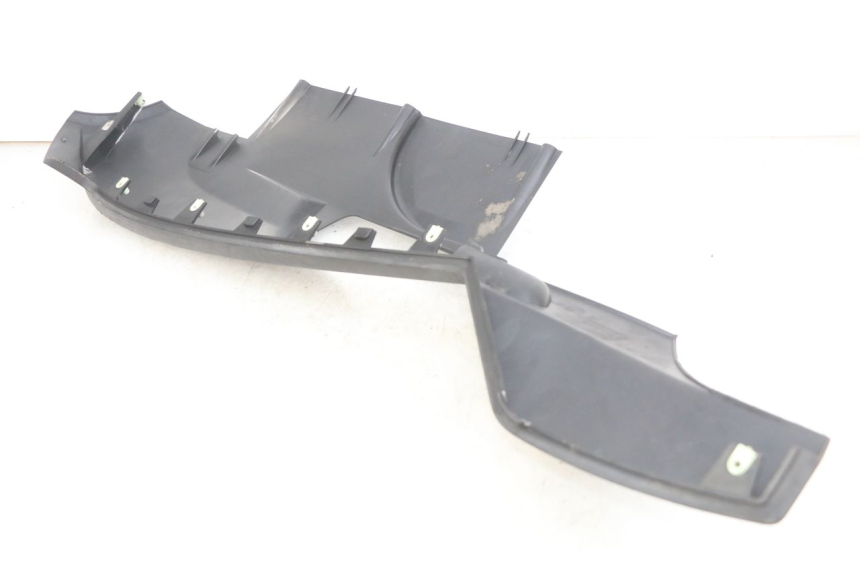 photo de LEFT LOWER FAIRING PEUGEOT SATELIS 125 (2006 - 2009)