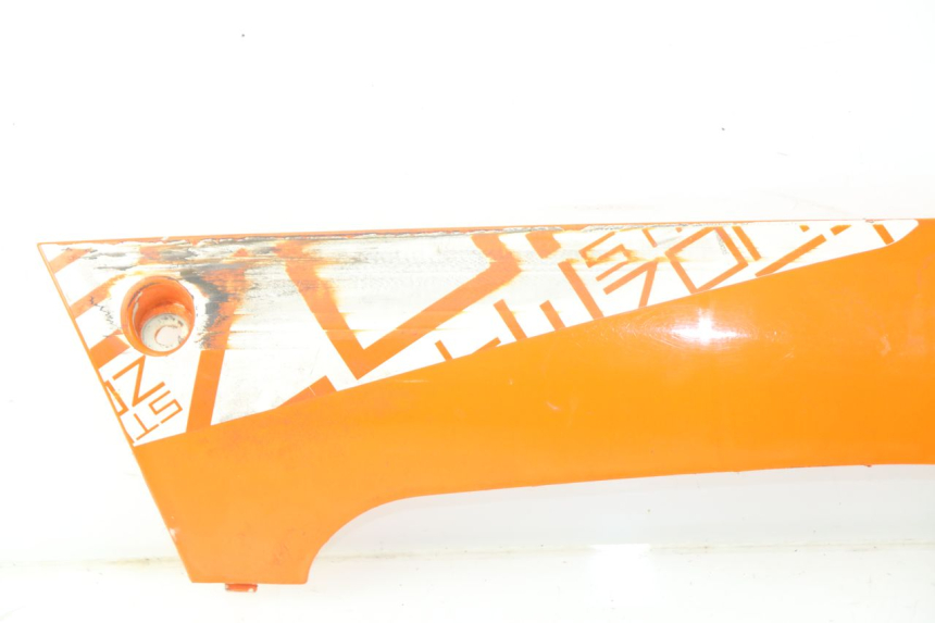 photo de LEFT BELLY PANEL PEUGEOT STREETZONE 2T 50 (2014 - 2019)