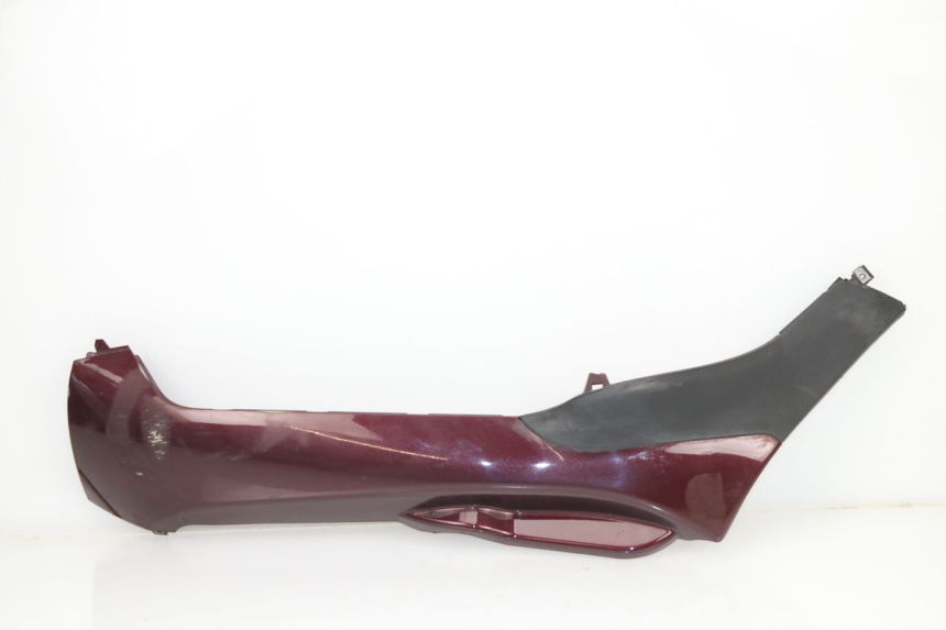 photo de LEFT LOWER FAIRING PIAGGIO MP3 125 (2006 - 2014)