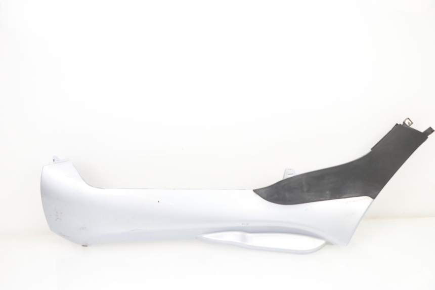 photo de LEFT LOWER FAIRING PIAGGIO MP3 125 (2006 - 2014)