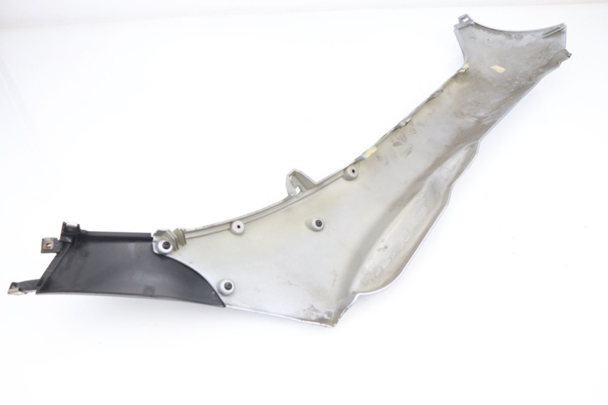 photo de LEFT LOWER FAIRING PIAGGIO MP3 125 (2006 - 2014)