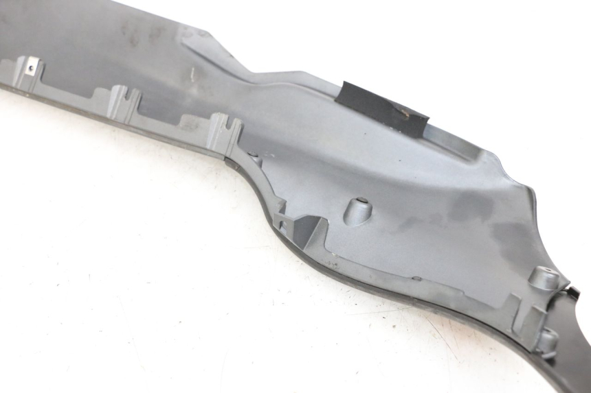 photo de LEFT LOWER FAIRING PIAGGIO MP3 500 (2011 - 2015)
