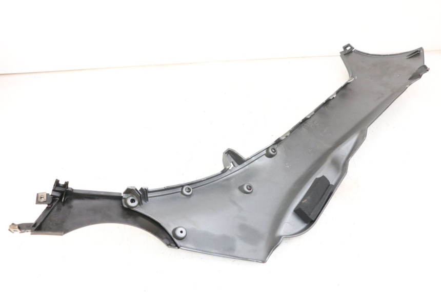 photo de LEFT LOWER FAIRING PIAGGIO MP3 500 (2011 - 2015)