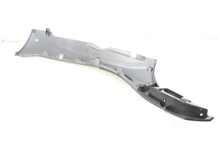 photo de LEFT BELLY PANEL PIAGGIO MP3 500 (2014 - 2016)