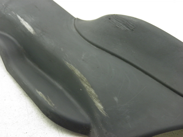 photo de LEFT LOWER FAIRING PIAGGIO MP3 125 (2006 - 2014)