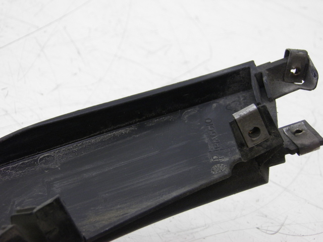 photo de LEFT BELLY PANEL PIAGGIO MP3 RL 125 (2006 - 2014)