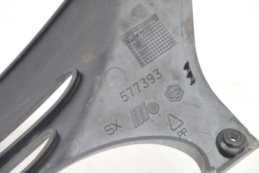 photo de LEFT BELLY PANEL PIAGGIO VESPA GRANTURISMO 125 (2003 - 2007)