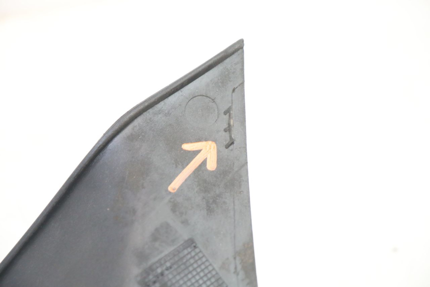 photo de LEFT BELLY PANEL PIAGGIO VESPA GRANTURISMO 125 (2003 - 2007)