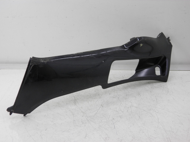 photo de LEFT BELLY PANEL PIAGGIO X8 STREET 125 (2006 - 2007)