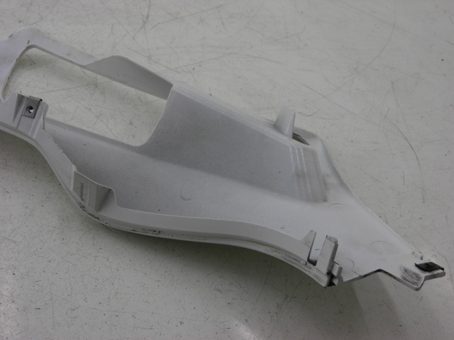 photo de LEFT BELLY PANEL PIAGGIO XEVO - X EVO 125 (2010 - 2015)