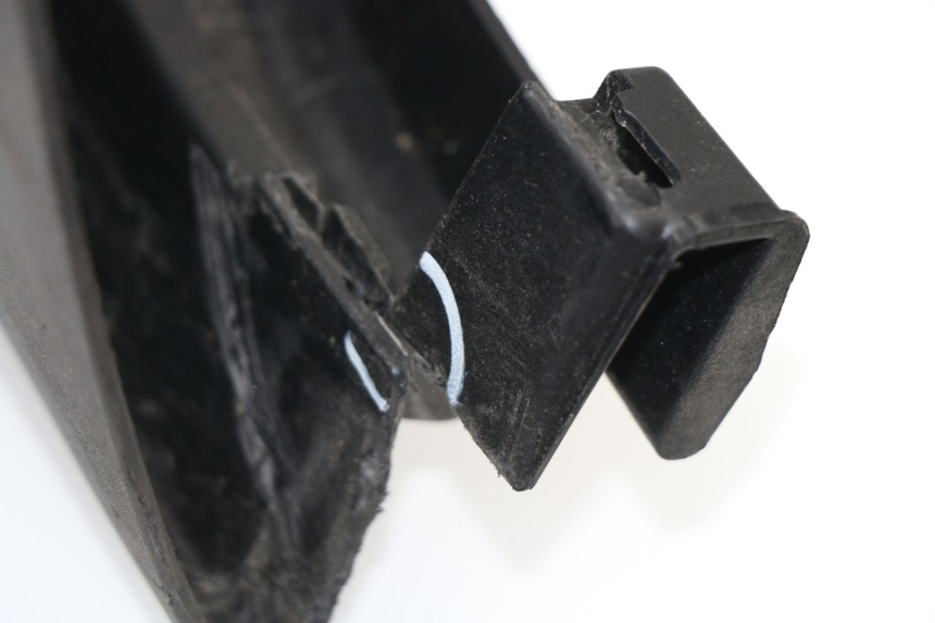 photo de LEFT BELLY PANEL RENAULT TWIZY 45 (2012 - 2019)
