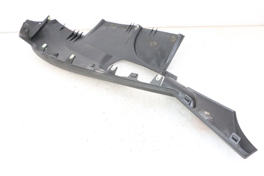 photo de LEFT BELLY PANEL PEUGEOT SATELIS 125 (2013 - 2018)