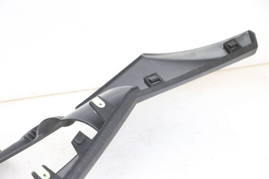 photo de LEFT BELLY PANEL PEUGEOT SATELIS 125 (2013 - 2018)