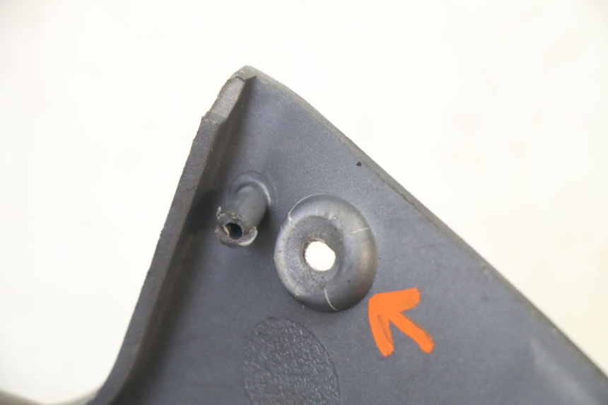 photo de LEFT BELLY PANEL PEUGEOT SATELIS 250 (2006 - 2012)