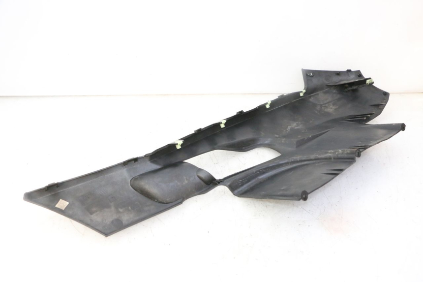 photo de LEFT BELLY PANEL PEUGEOT SATELIS 125 (2013 - 2018)