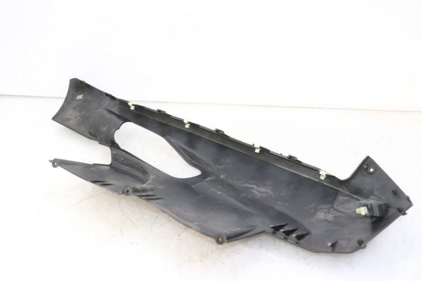 photo de LEFT BELLY PANEL PEUGEOT SATELIS 125 (2013 - 2018)