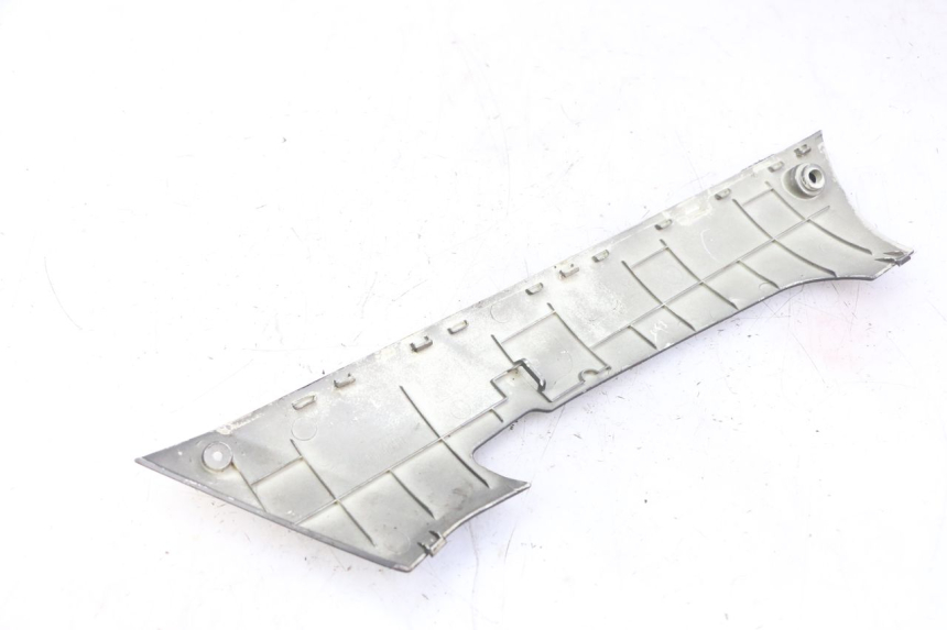 photo de LEFT BELLY PANEL PEUGEOT STREETZONE I 2T 50 (2018 - 2020)