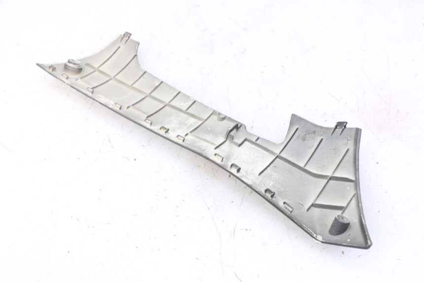 photo de LEFT BELLY PANEL PEUGEOT STREETZONE I 2T 50 (2018 - 2020)