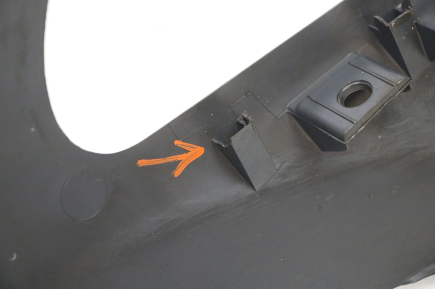 photo de LEFT BELLY PANEL PIAGGIO SUPER LX 125 (2000 - 2003)