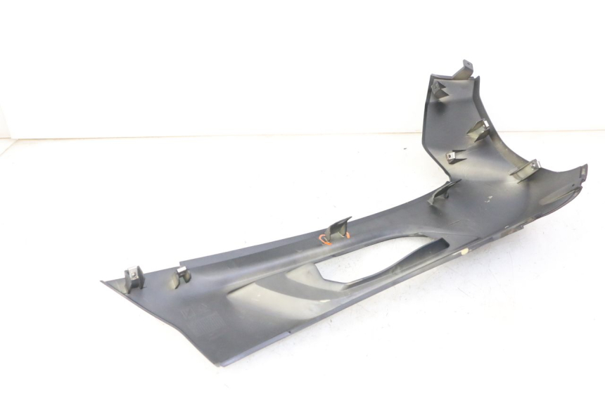 photo de LEFT LOWER FAIRING APRILIA SXR 50 (2021 - 2023)