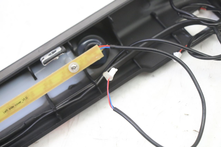 photo de LEFT LOWER FRAME DUALTRON VICTOR LIMITED 1