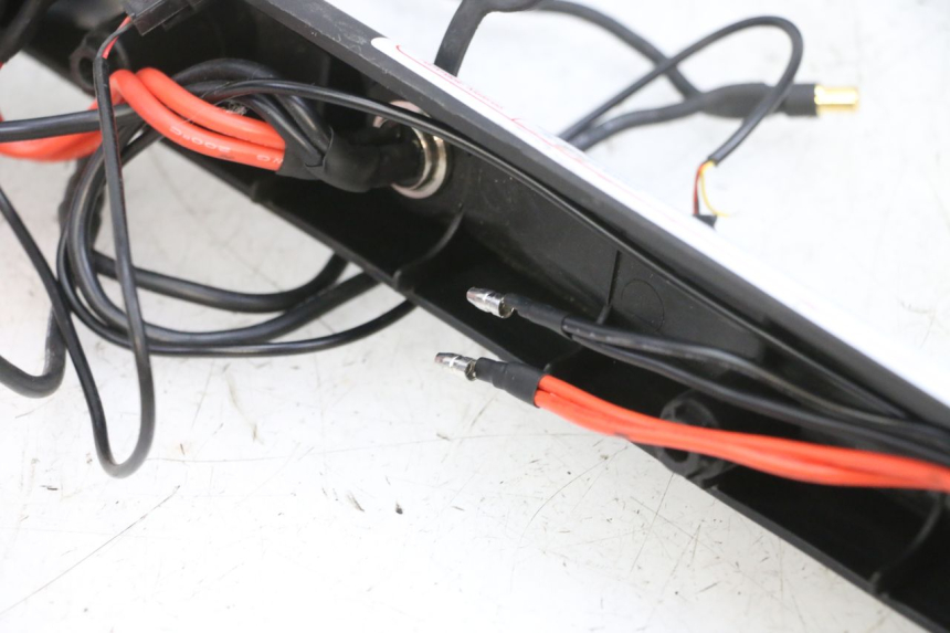 photo de LEFT LOWER FRAME DUALTRON VICTOR LIMITED 1