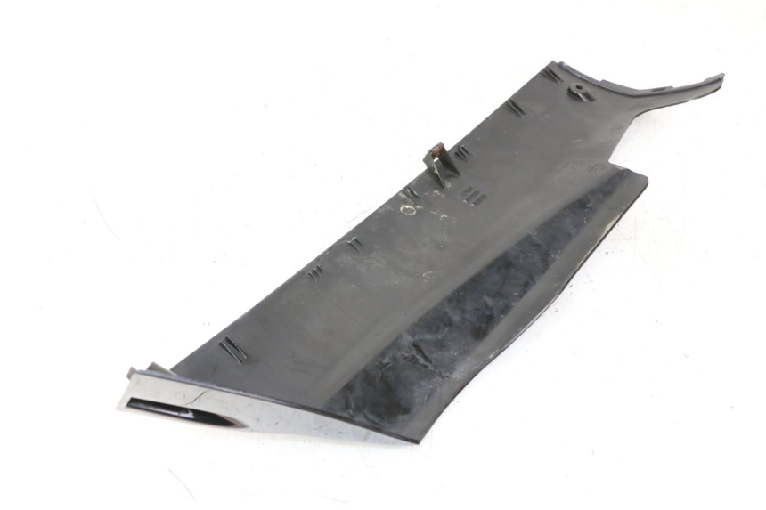 photo de LEFT BELLY PANEL YAMAHA YP MAJESTY 125 (2007 - 2010)