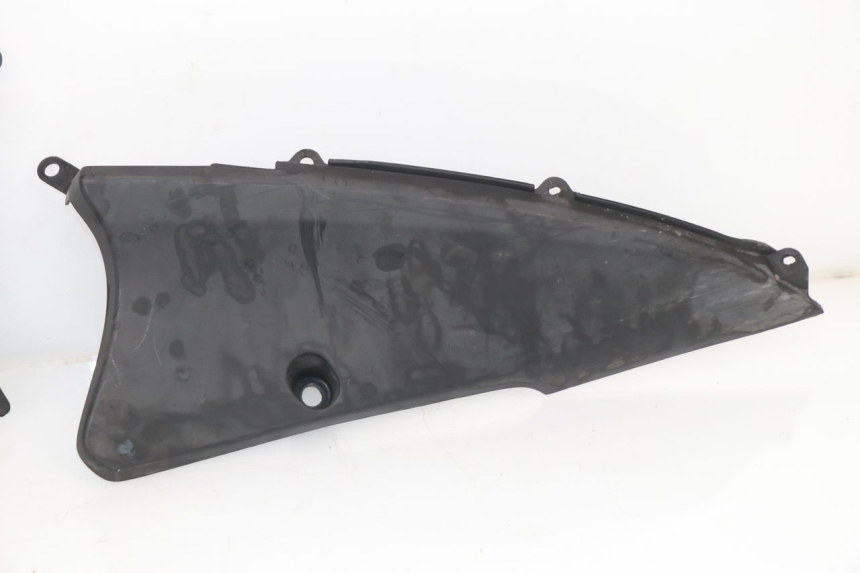 photo de LOWER BODY SHELL HONDA FES S-WING SWING ABS 125 (2007 - 2015)