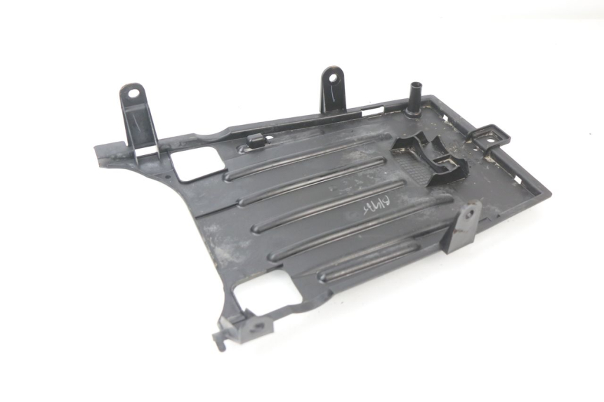 photo de BELLY PANEL HONDA PCX (JF28) 125 (2009 - 2011)