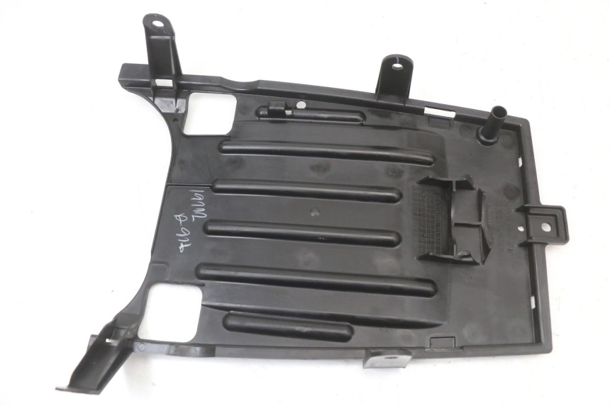 photo de BELLY PANEL HONDA PCX (JF28) 125 (2009 - 2011)