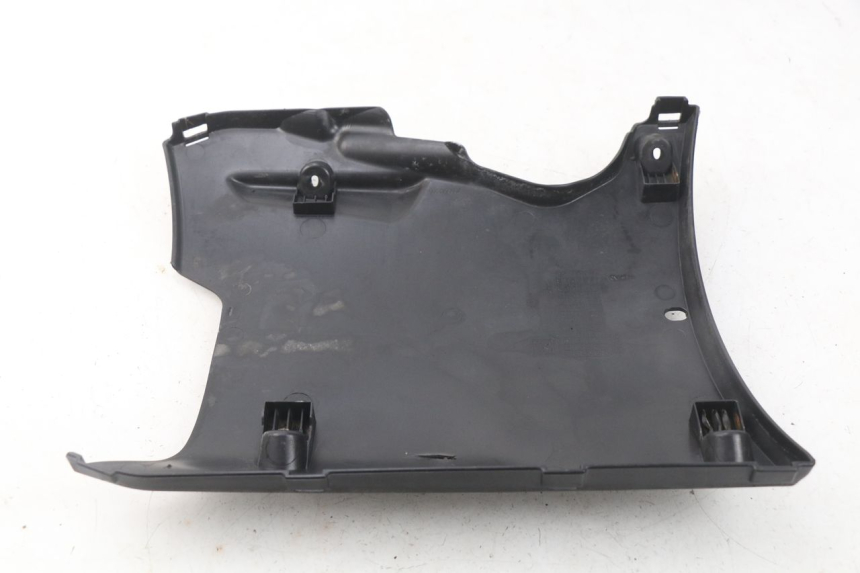 photo de LOWER PART OF THE BODY PEUGEOT KISBEE 2T 50 (2010 - 2017)