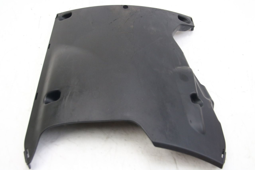 photo de LOWER PART OF THE BODY PEUGEOT KISBEE 2T 50 (2018 - 2022)