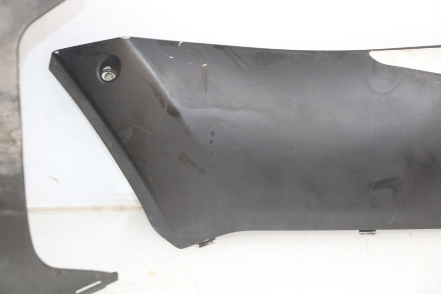 photo de LOWER PART OF THE BODY PEUGEOT KISBEE 2T 50 (2010 - 2017)