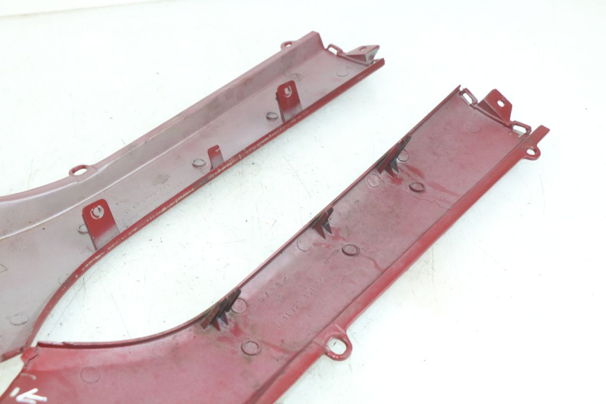 photo de LOWER BODY SHELL PEUGEOT SV 125 (1991 - 1994)