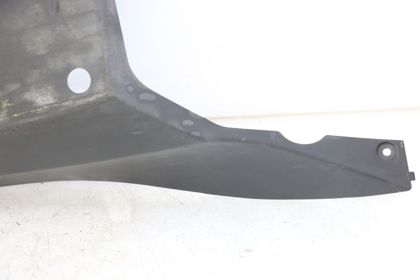 photo de LOWER BODY SHELL SUZUKI BURGMAN 125 (2007 - 2014)