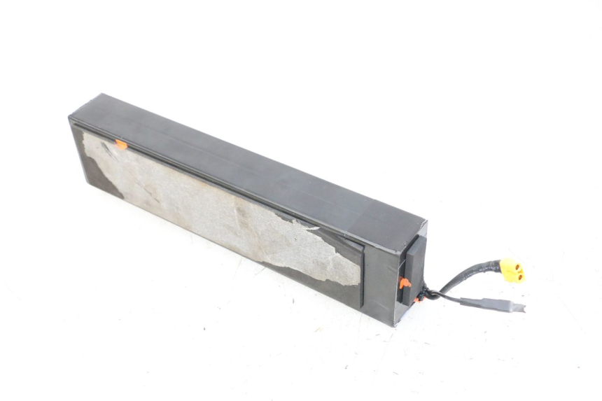 photo de BATTERY URBANGLIDE 100XS 1