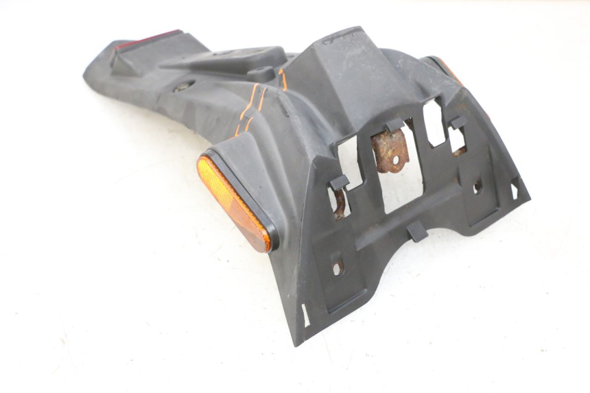 photo de MUD FLAP KYMCO AGILITY CITY 4T 50 (2008 - 2016) - Fixing points details