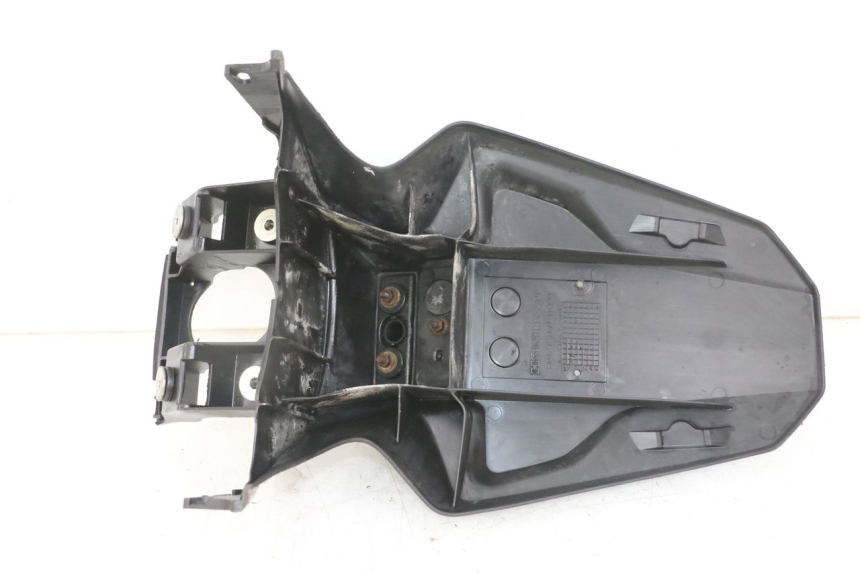 photo de REAR MUDGUARD HONDA CBF 500 (2004 - 2007)