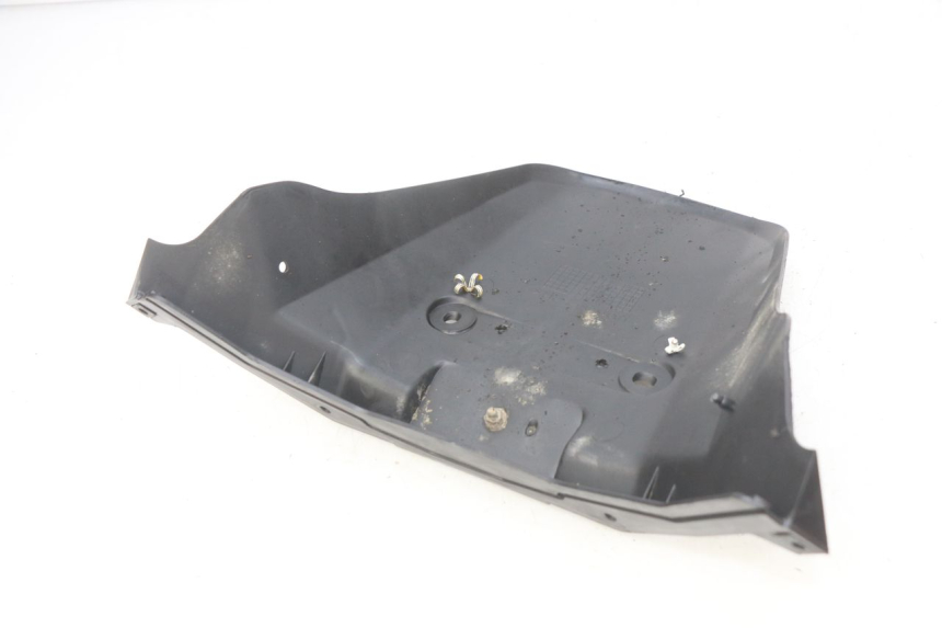 photo de REAR MUDGUARD HONDA FES PANTHEON 2T 125 (1998 - 2002)