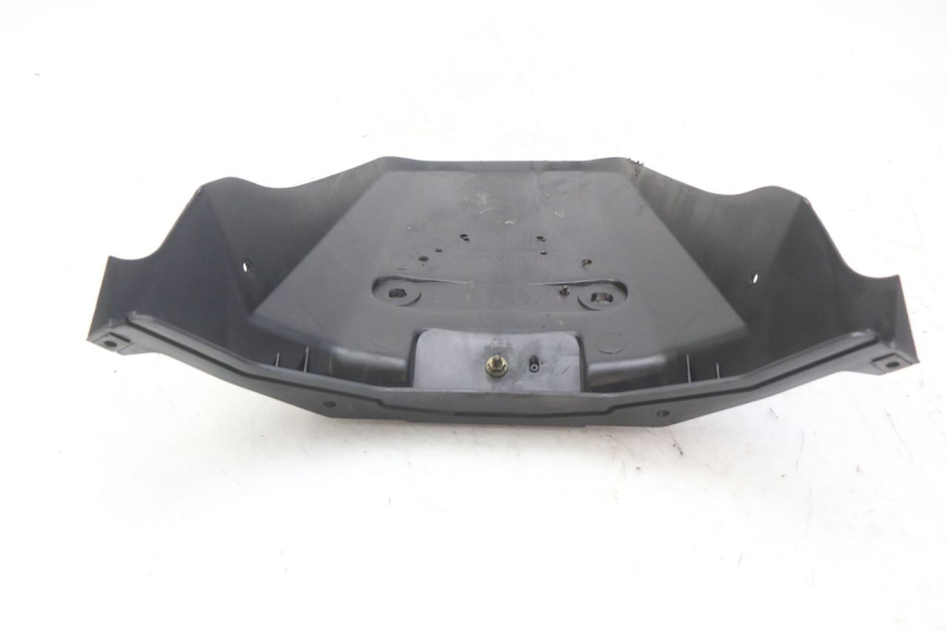 photo de REAR MUDGUARD HONDA FES PANTHEON 2T 125 (1998 - 2002)