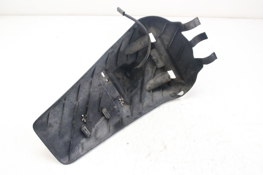 photo de REAR MUDGUARD MBK SKYLINER 125 (1998 - 2001)