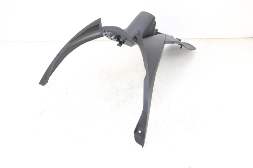 photo de MUD FLAP PIAGGIO MP3 HPE 300 (2019 - 2026) - Surface and material condition