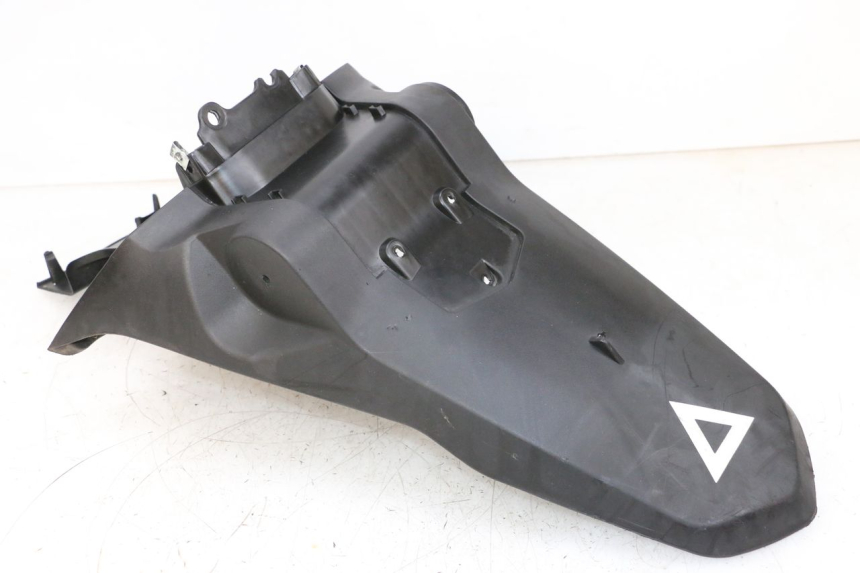 photo de REAR MUDGUARD JM MOTORS SANTANA 50 (2014 - 2023) - Fixing points details