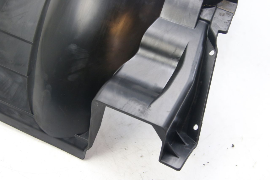 photo de REAR MUDGUARD SUZUKI SIXTEEN 125 (2008 - 2010)