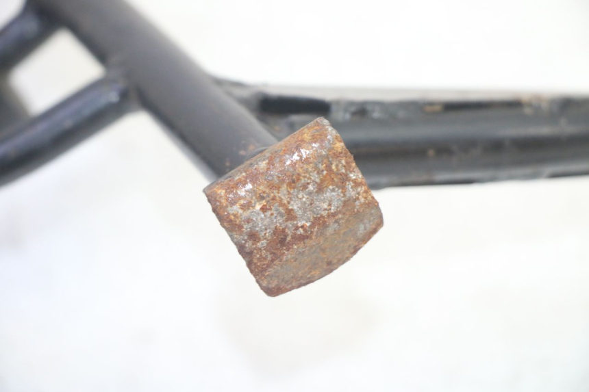 photo de CENTER STAND KYMCO AGILITY 4T 50 (2018 - 2022) - Alternative perspective